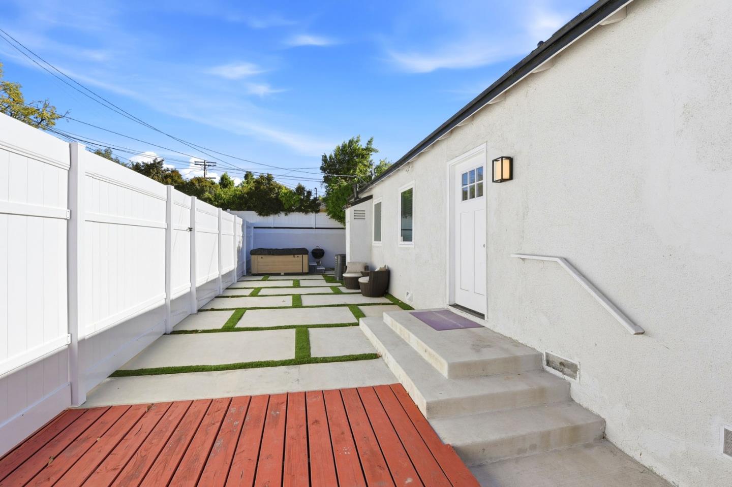 Detail Gallery Image 18 of 19 For 17055 Gault St, Van Nuys,  CA 91406 - 3 Beds | 1 Baths