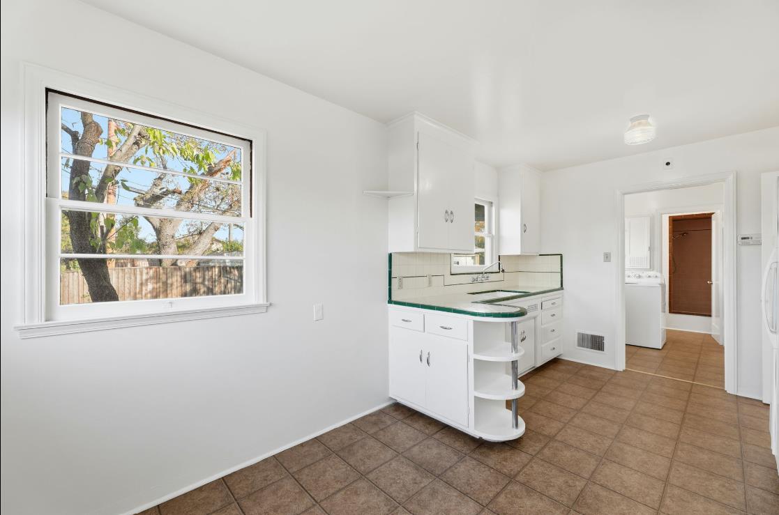 Detail Gallery Image 17 of 35 For 5164 Carter Ave, San Jose,  CA 95118 - 3 Beds | 2 Baths