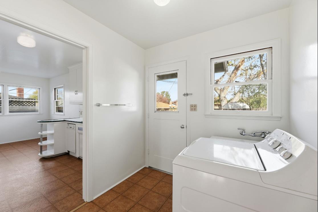 Detail Gallery Image 29 of 35 For 5164 Carter Ave, San Jose,  CA 95118 - 3 Beds | 2 Baths