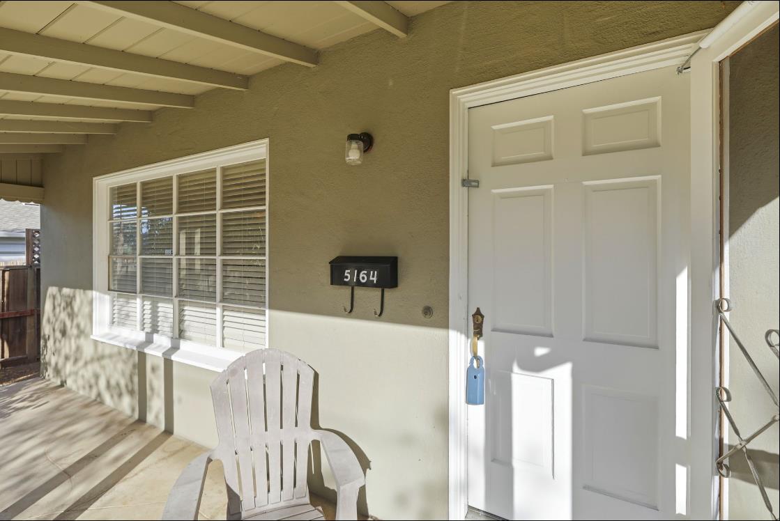 Detail Gallery Image 7 of 35 For 5164 Carter Ave, San Jose,  CA 95118 - 3 Beds | 2 Baths