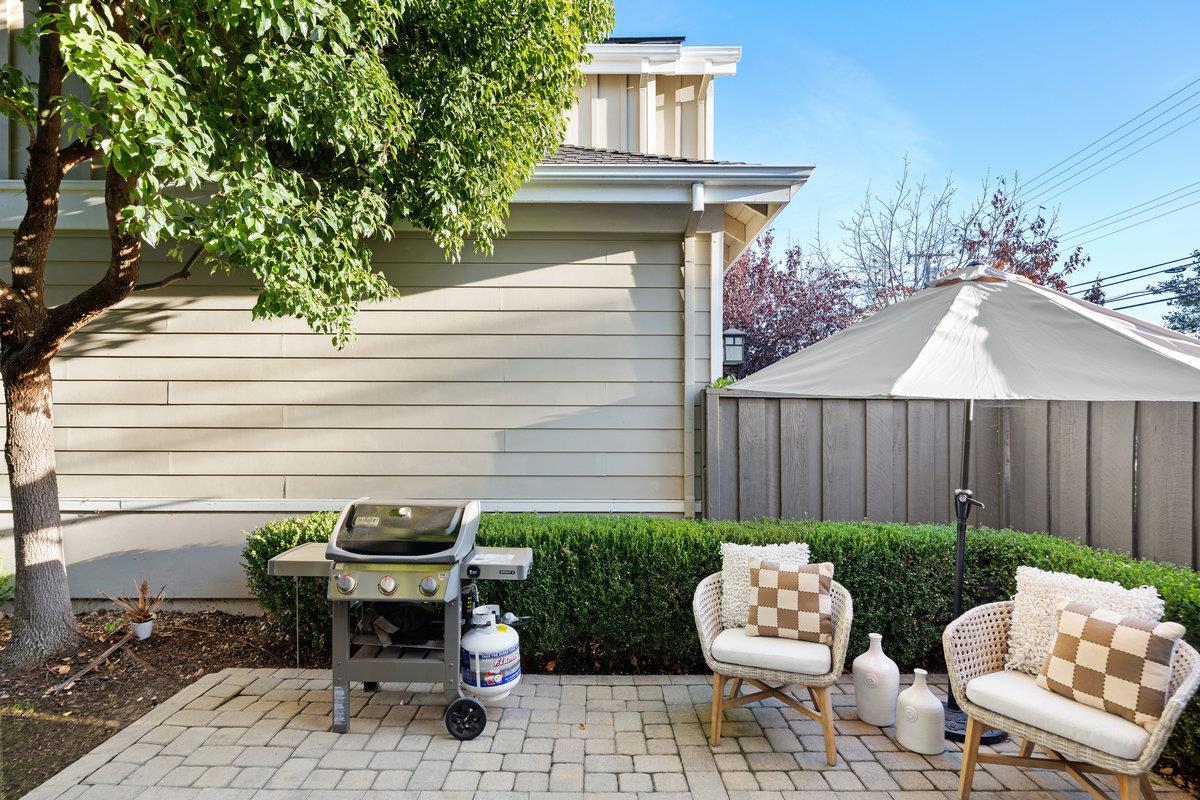 Detail Gallery Image 27 of 28 For 1587 Kentfield Ave, Redwood City,  CA 94061 - 3 Beds | 2/1 Baths