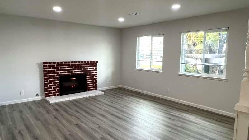 Detail Gallery Image 3 of 29 For 1281 Saratoga Ave #1,  San Jose,  CA 95129 - 3 Beds | 2 Baths