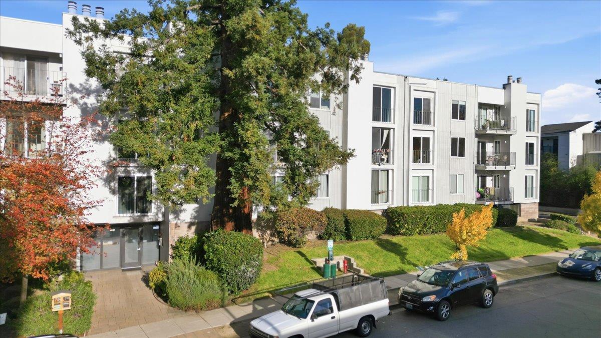 Detail Gallery Image 29 of 36 For 601 Leahy St #201,  Redwood City,  CA 94061 - 3 Beds | 2 Baths