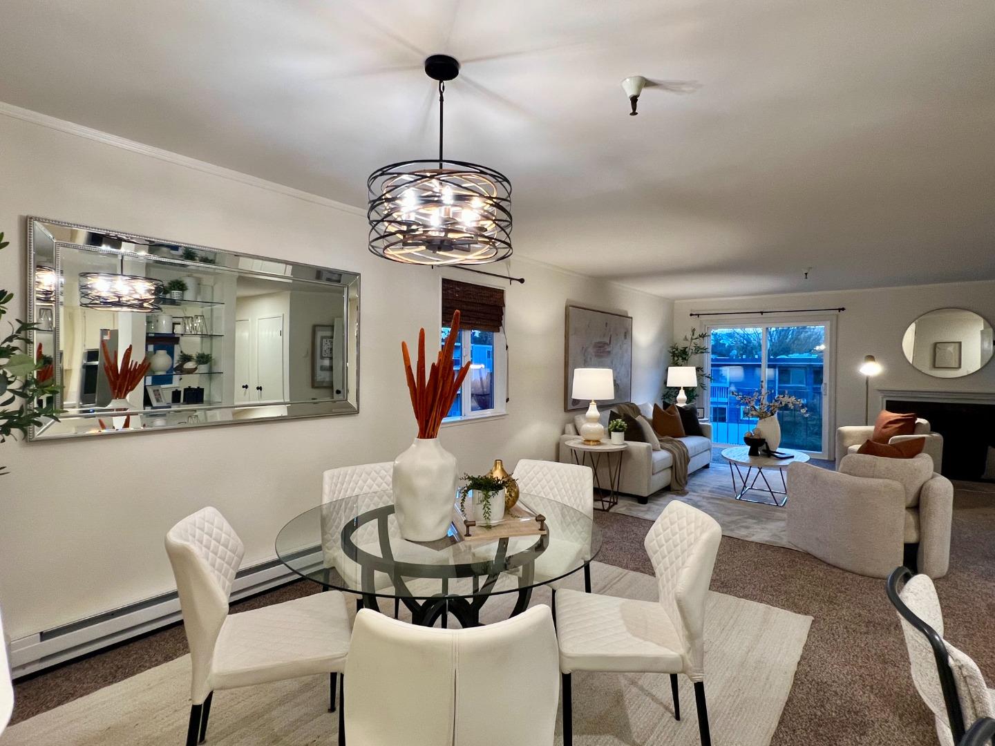 Detail Gallery Image 7 of 36 For 601 Leahy St #201,  Redwood City,  CA 94061 - 3 Beds | 2 Baths