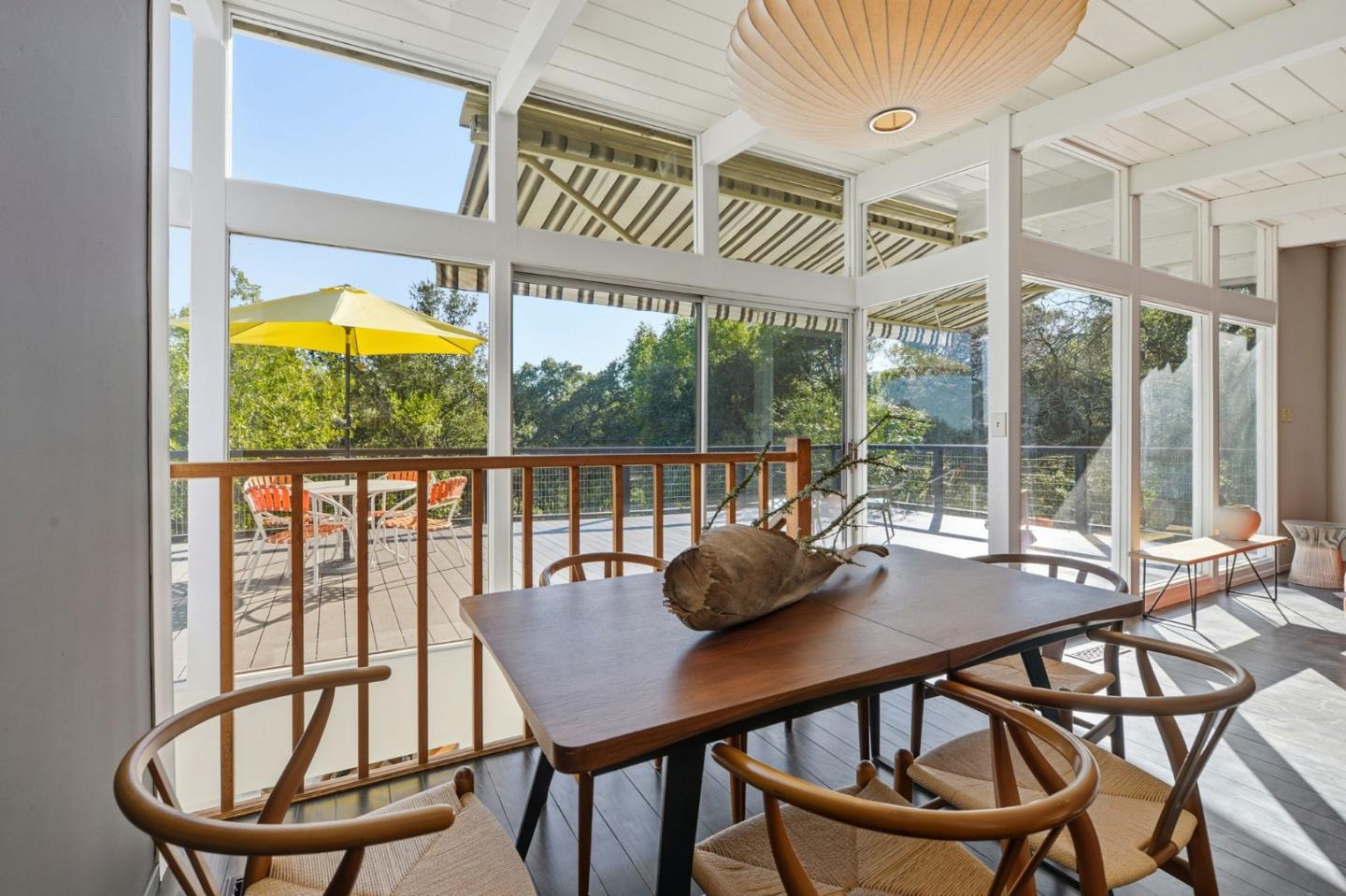 Detail Gallery Image 20 of 38 For 411 Glenwood Ave, Woodside,  CA 94062 - 3 Beds | 2 Baths