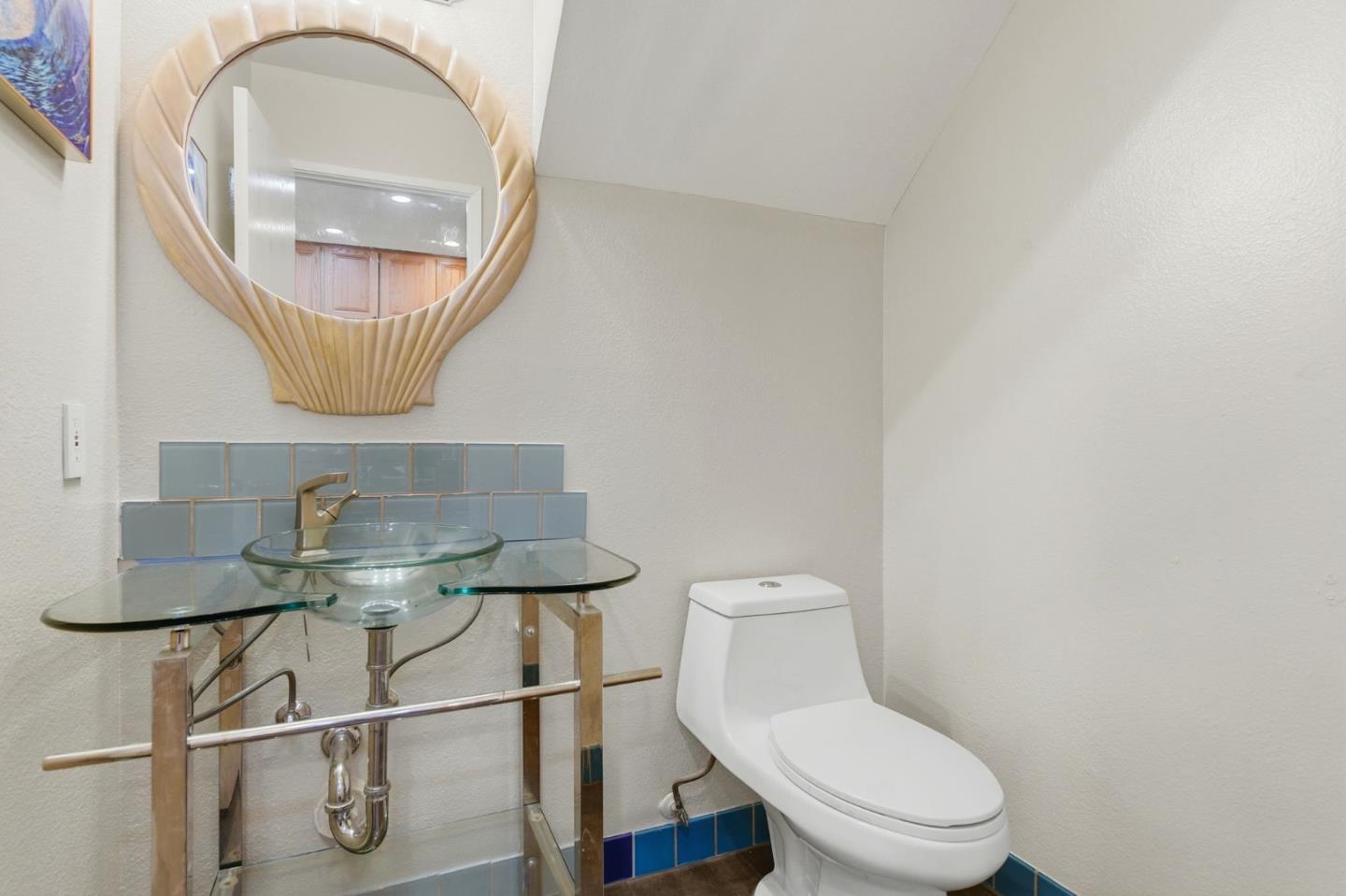 Detail Gallery Image 12 of 48 For 5453 Colony Green Dr, San Jose,  CA 95123 - 2 Beds | 2/1 Baths