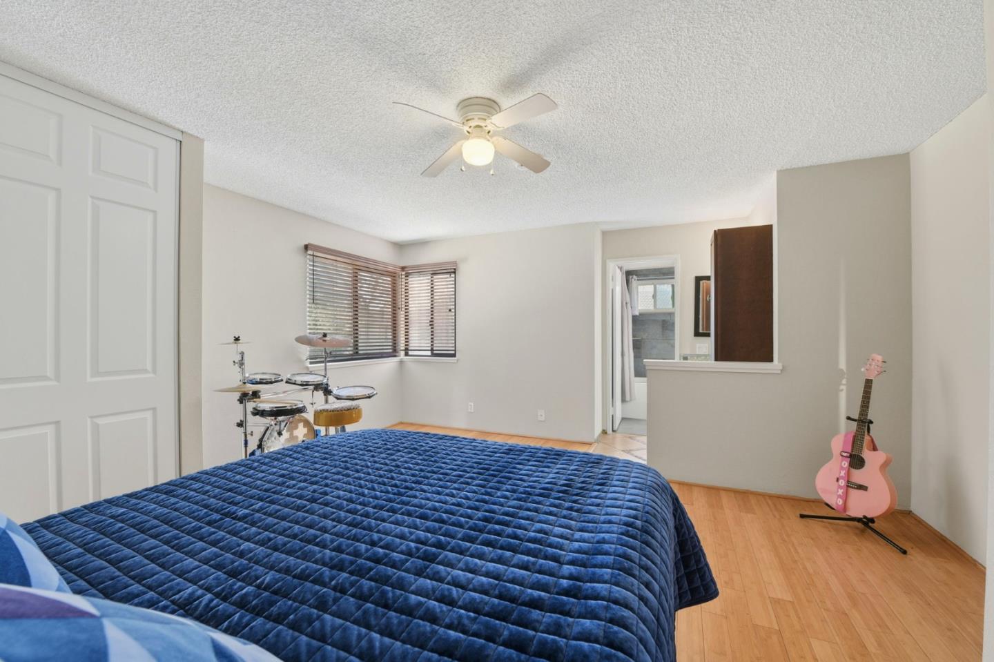 Detail Gallery Image 22 of 48 For 5453 Colony Green Dr, San Jose,  CA 95123 - 2 Beds | 2/1 Baths