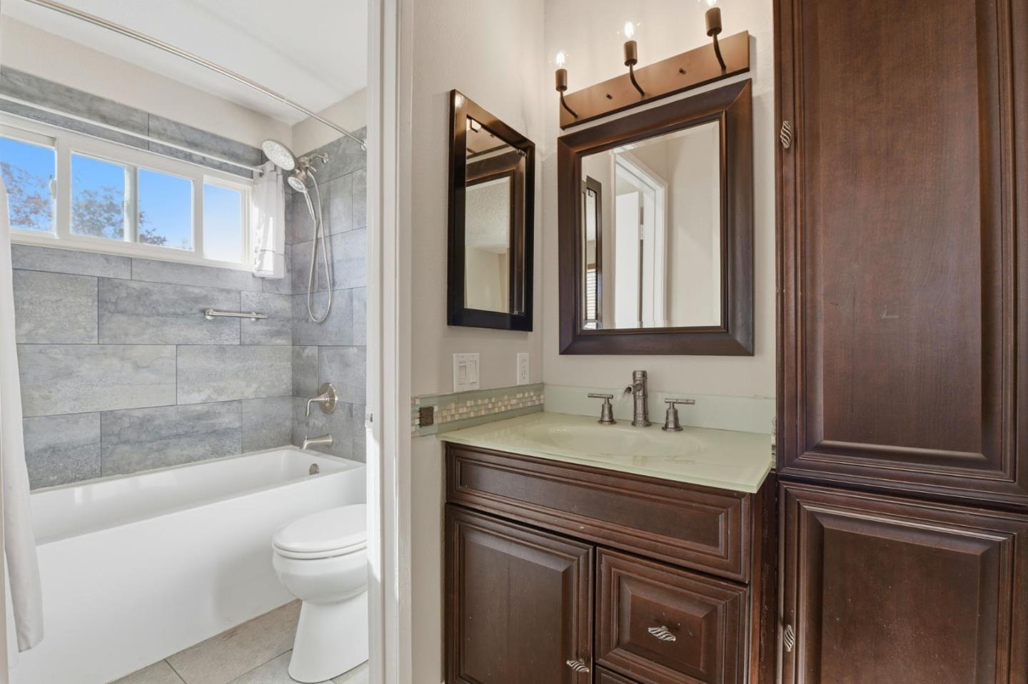 Detail Gallery Image 24 of 48 For 5453 Colony Green Dr, San Jose,  CA 95123 - 2 Beds | 2/1 Baths