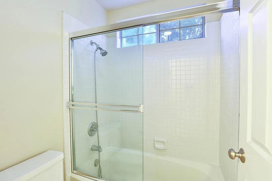 Detail Gallery Image 22 of 44 For 510 Porpoise Bay Ter a,  Sunnyvale,  CA 94089 - 3 Beds | 2/1 Baths