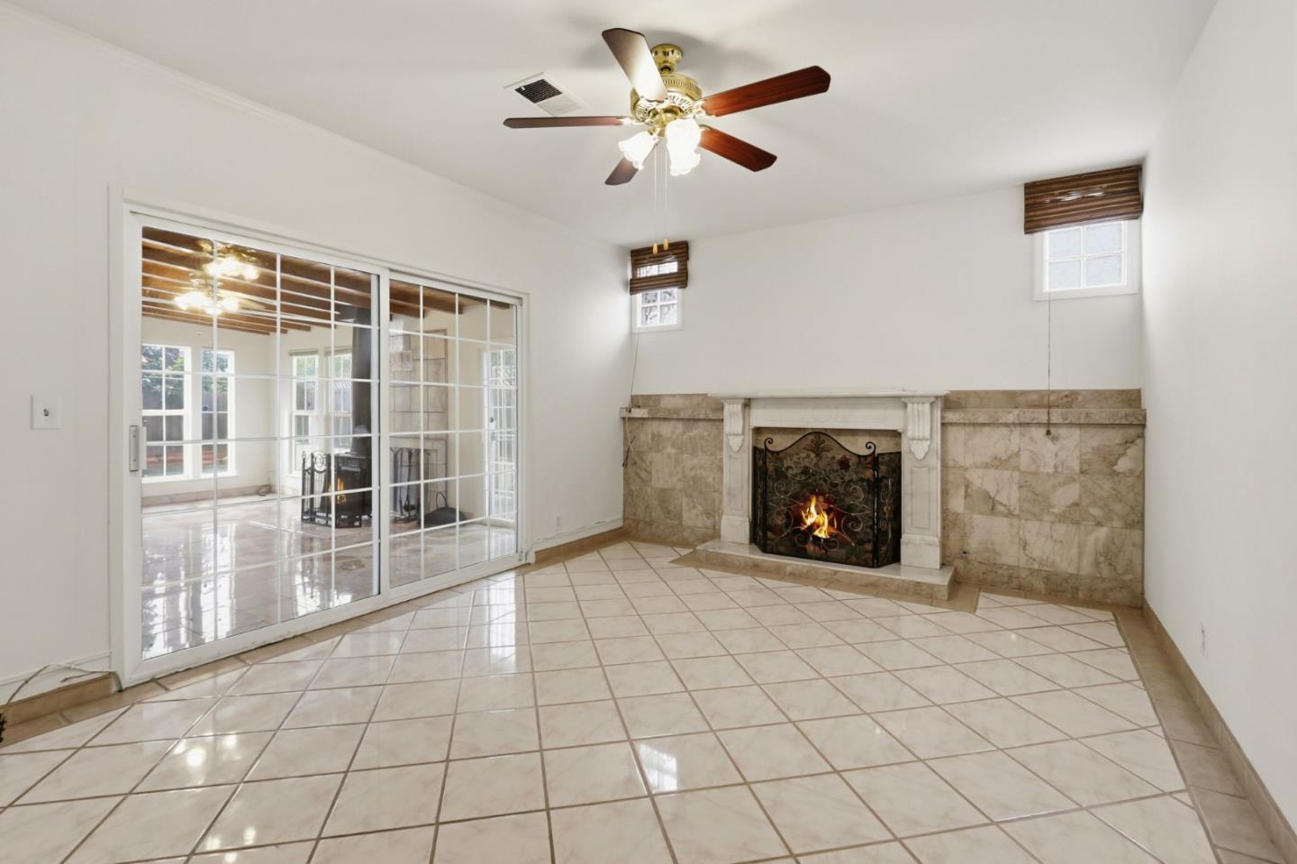 Detail Gallery Image 13 of 34 For 1729 Adrian Way, San Jose,  CA 95122 - 4 Beds | 3 Baths