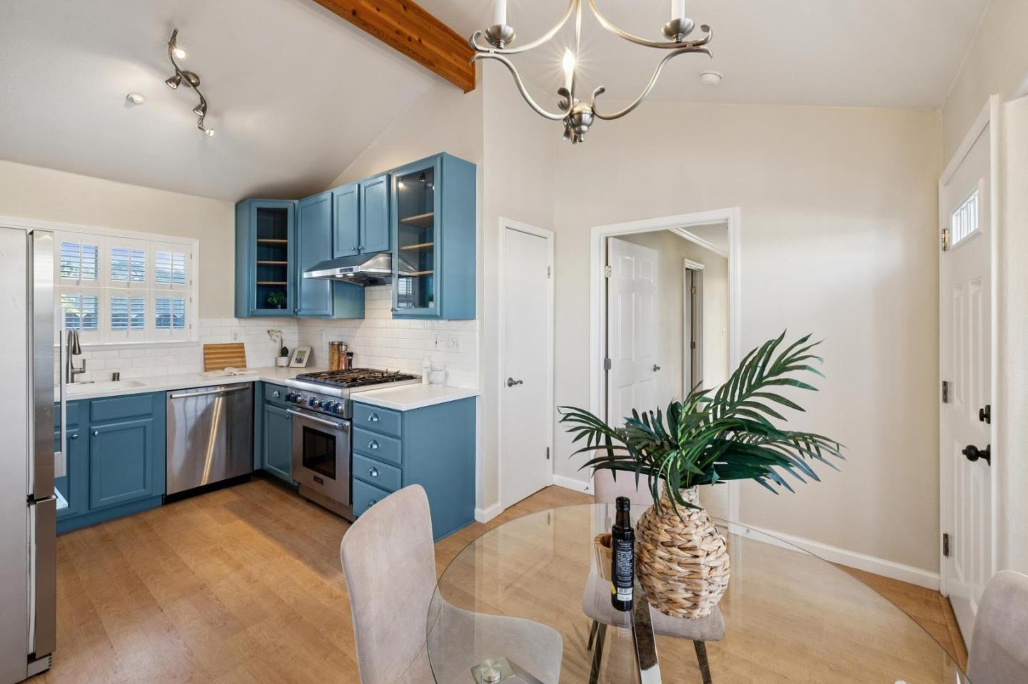 Detail Gallery Image 16 of 40 For 84 San Jose Ave, Pacifica,  CA 94044 - 2 Beds | 2 Baths