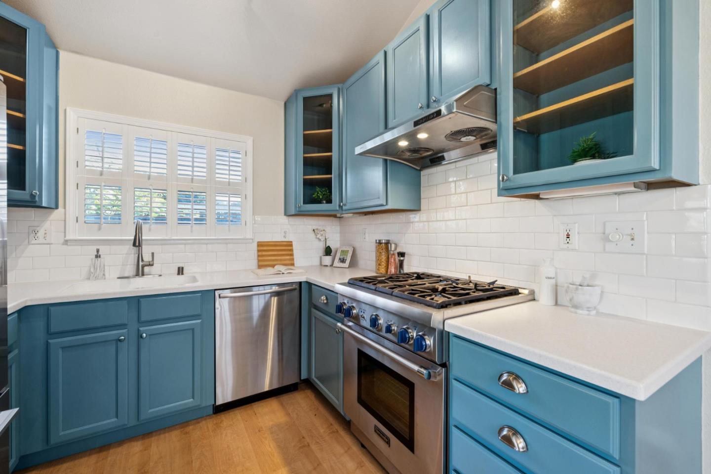 Detail Gallery Image 18 of 40 For 84 San Jose Ave, Pacifica,  CA 94044 - 2 Beds | 2 Baths