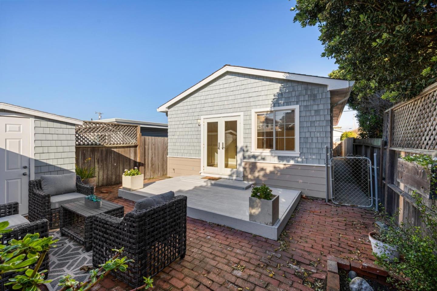 Detail Gallery Image 35 of 40 For 84 San Jose Ave, Pacifica,  CA 94044 - 2 Beds | 2 Baths