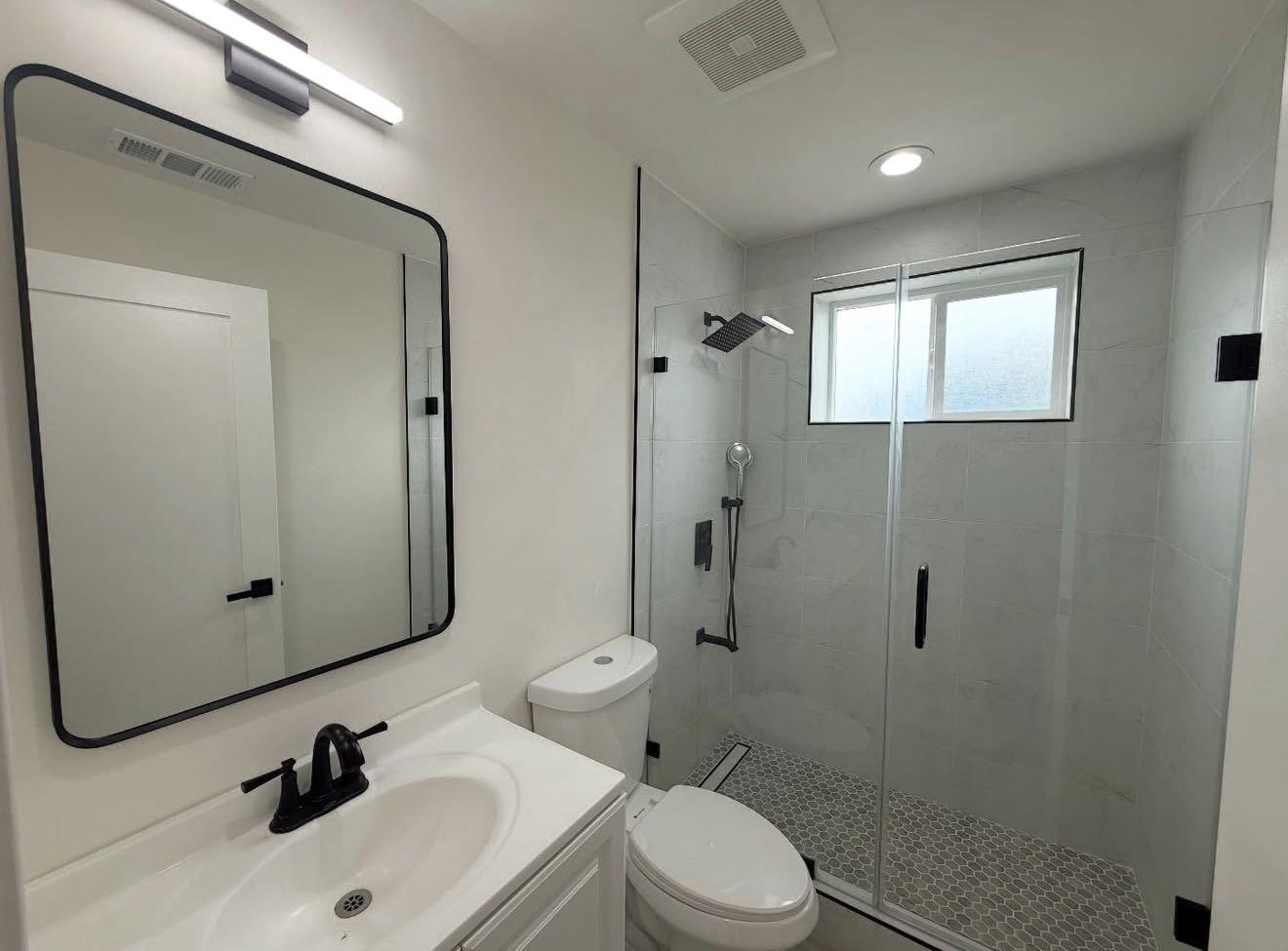 Detail Gallery Image 6 of 8 For 410 Josefa St #2,  San Jose,  CA 95126 - 2 Beds | 1 Baths
