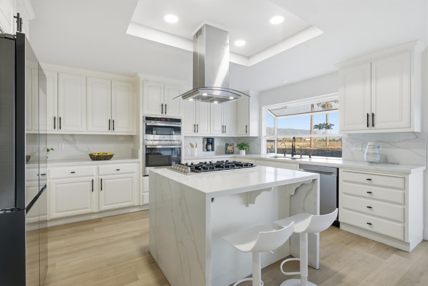 Detail Gallery Image 17 of 74 For 380 W Middle Ave, Morgan Hill,  CA 95037 - 4 Beds | 2/1 Baths