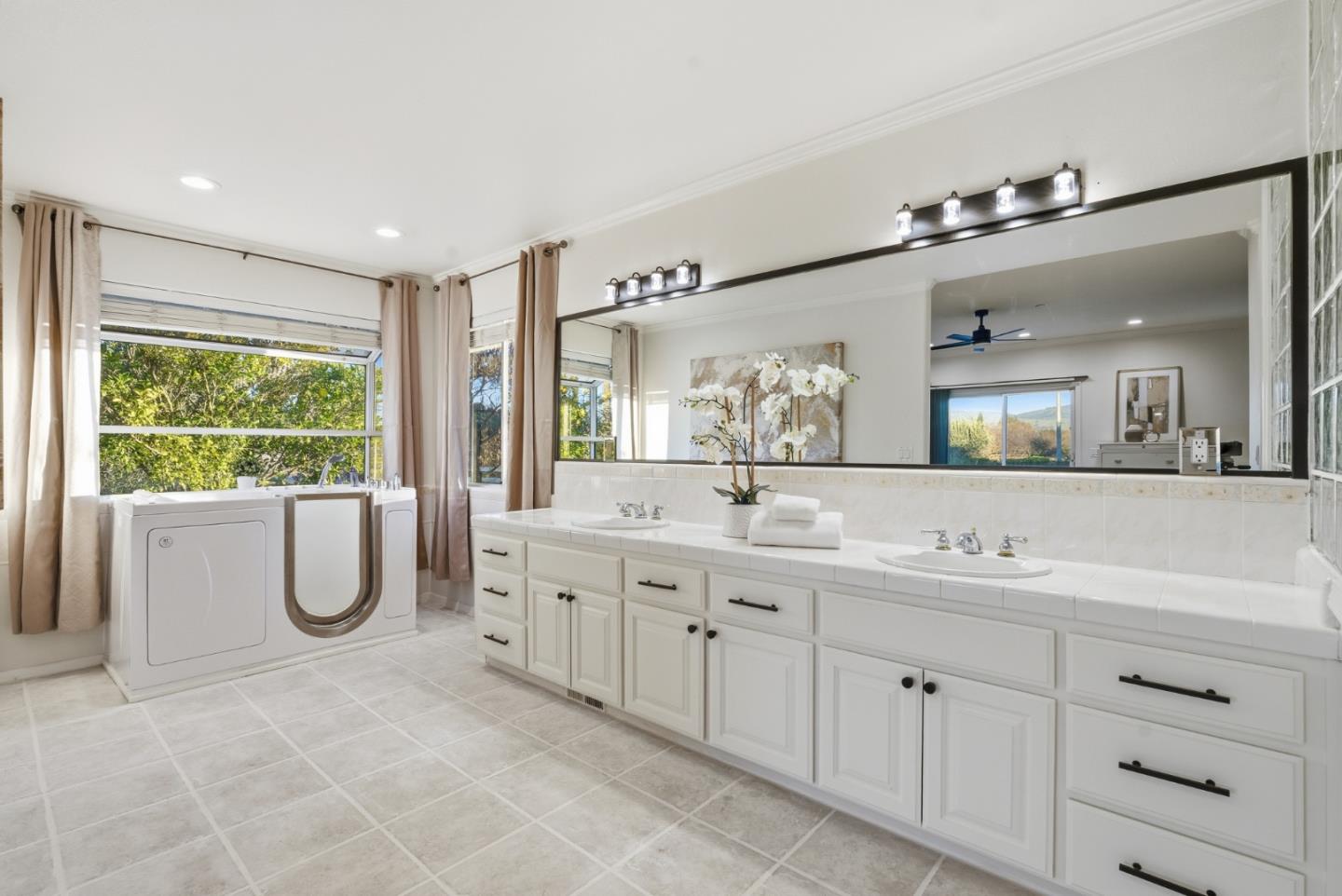 Detail Gallery Image 35 of 74 For 380 W Middle Ave, Morgan Hill,  CA 95037 - 4 Beds | 2/1 Baths