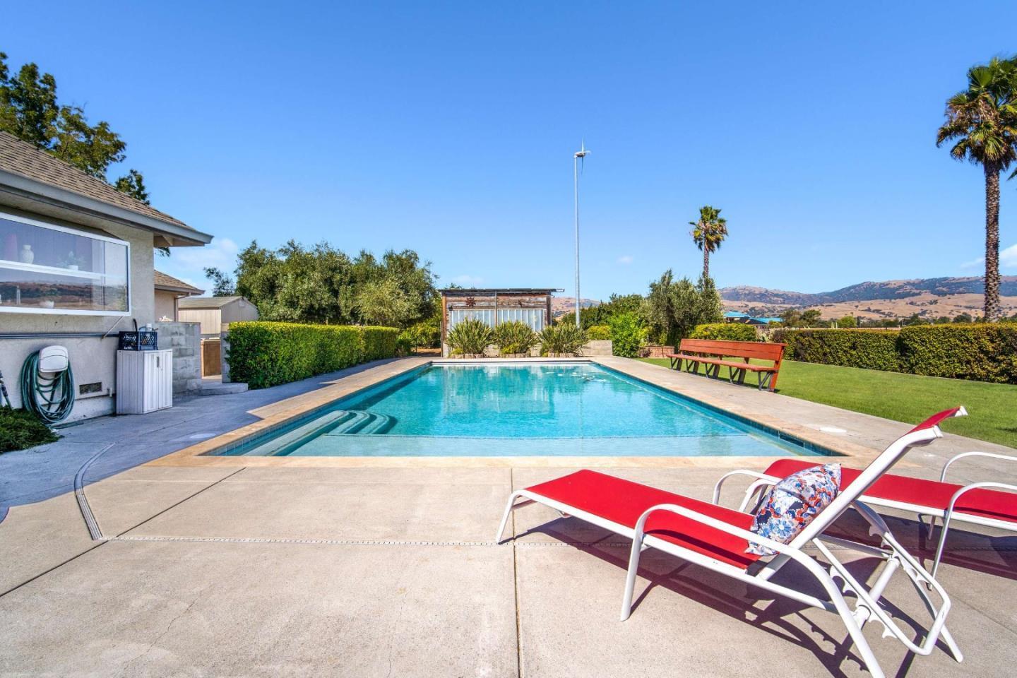 Detail Gallery Image 56 of 74 For 380 W Middle Ave, Morgan Hill,  CA 95037 - 4 Beds | 2/1 Baths