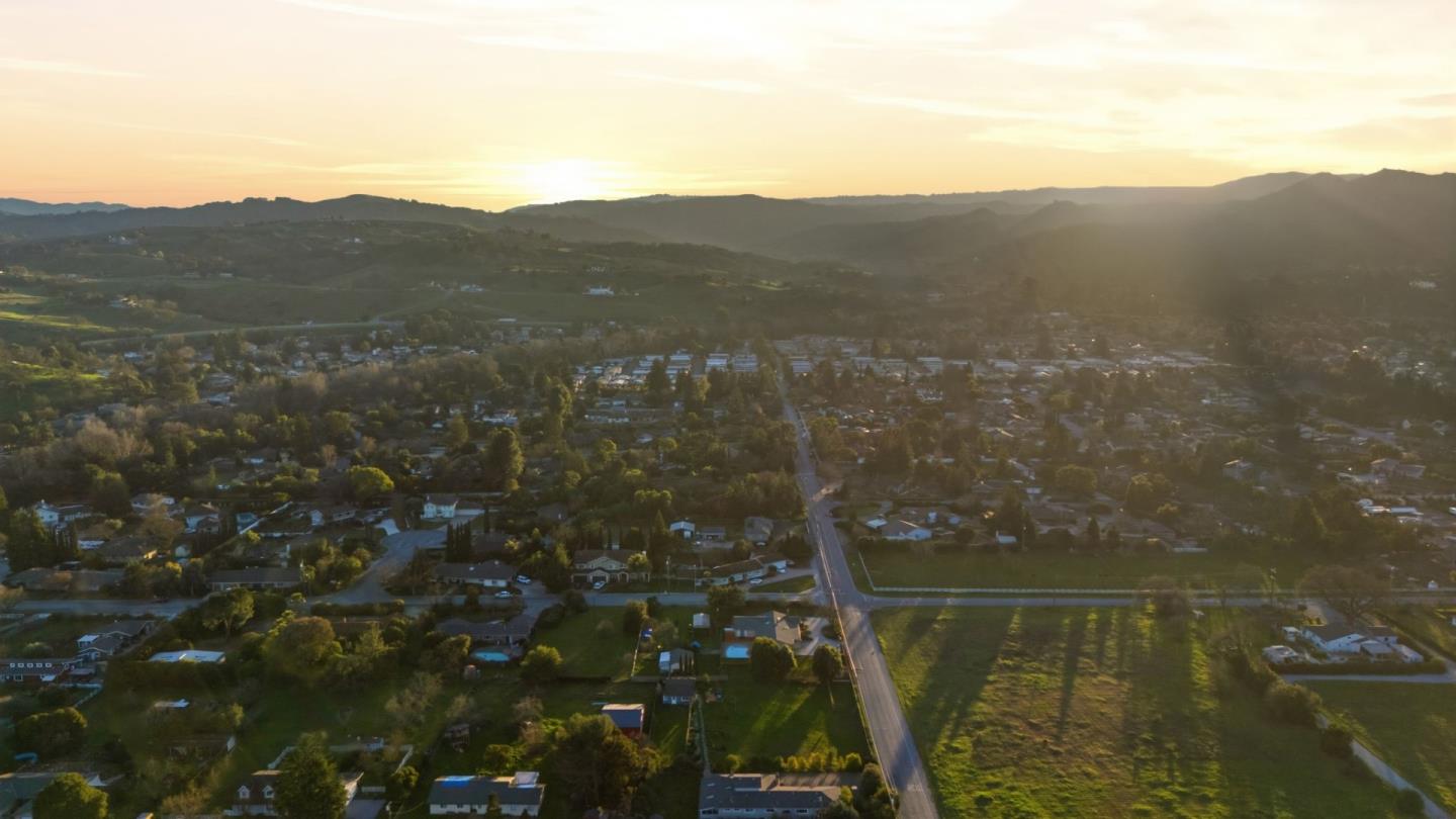 Detail Gallery Image 66 of 74 For 380 W Middle Ave, Morgan Hill,  CA 95037 - 4 Beds | 2/1 Baths