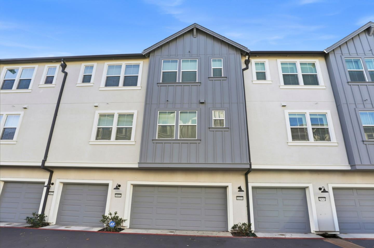 Detail Gallery Image 27 of 31 For 18086 Monterey, Morgan Hill,  CA 95037 - 3 Beds | 4 Baths