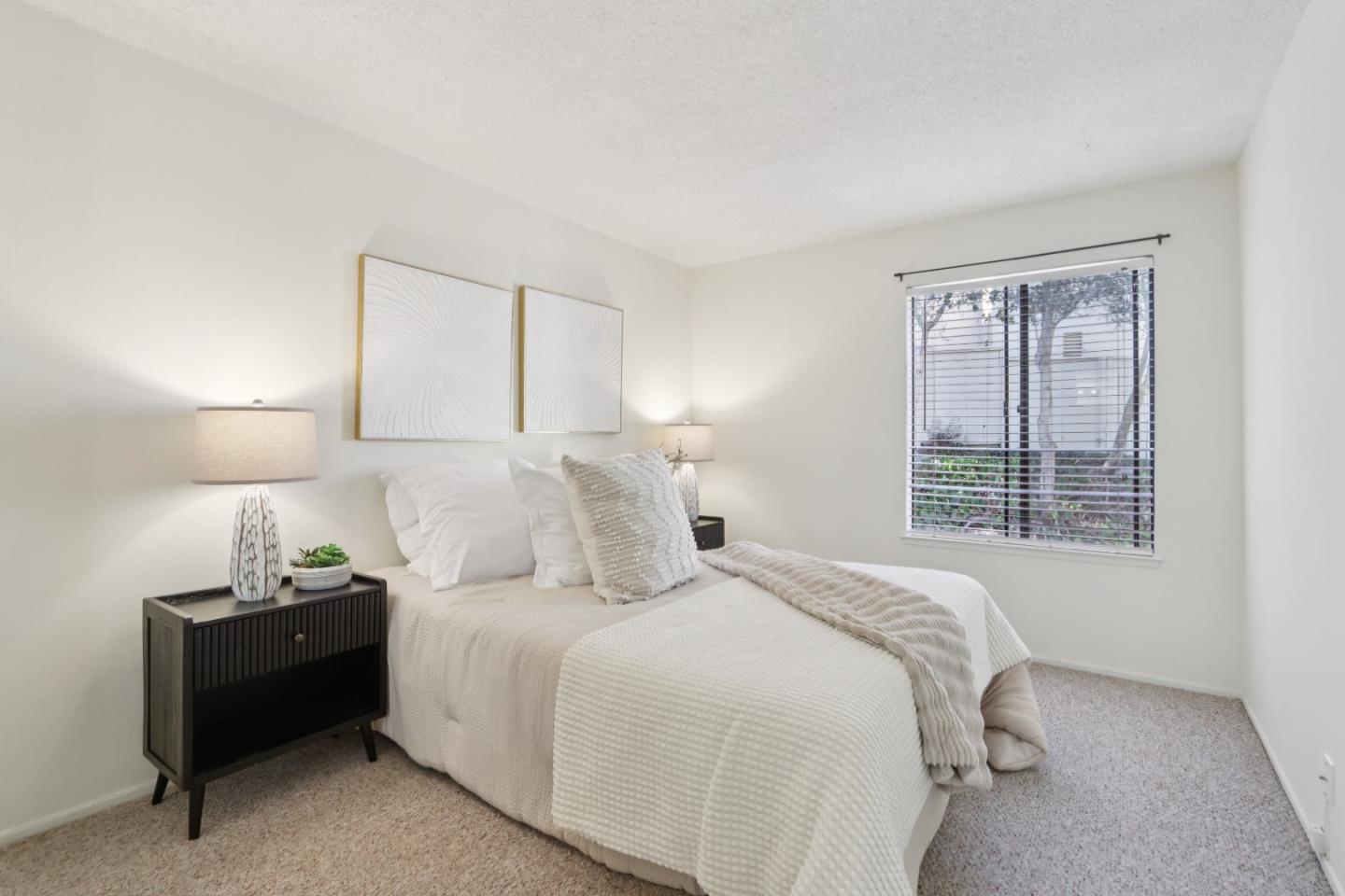 Detail Gallery Image 14 of 58 For 4205 Golden Oaks Ln, Monterey,  CA 93940 - 1 Beds | 1 Baths