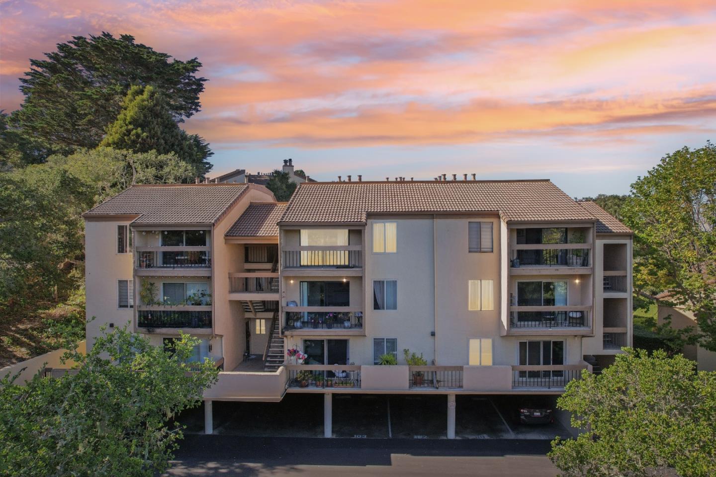 Detail Gallery Image 49 of 58 For 4205 Golden Oaks Ln, Monterey,  CA 93940 - 1 Beds | 1 Baths