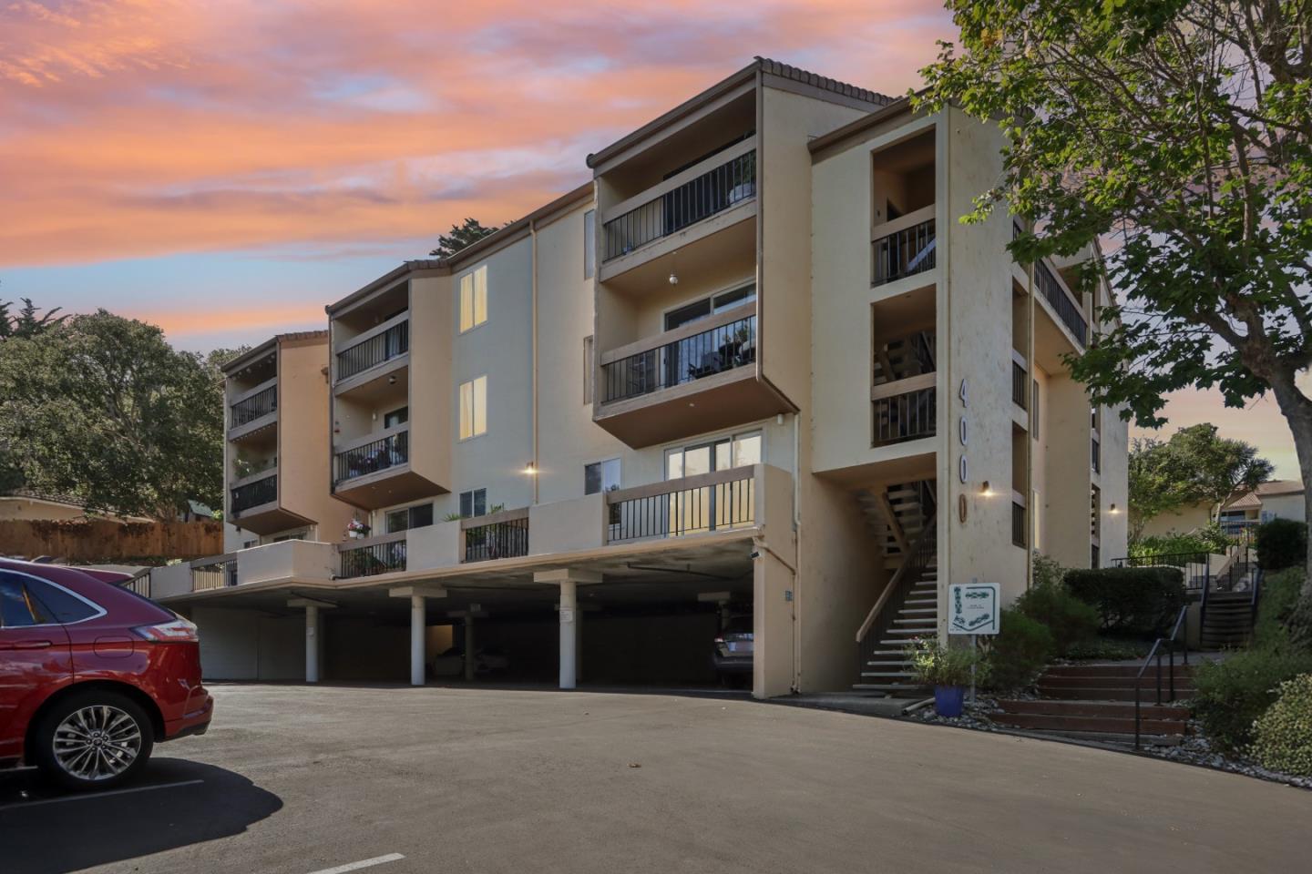 Detail Gallery Image 50 of 58 For 4205 Golden Oaks Ln, Monterey,  CA 93940 - 1 Beds | 1 Baths