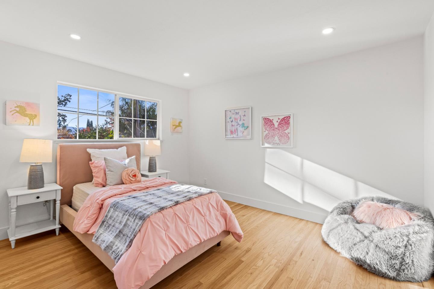 Detail Gallery Image 36 of 84 For 1688 Grizilo Dr, San Jose,  CA 95124 - 5 Beds | 2/1 Baths