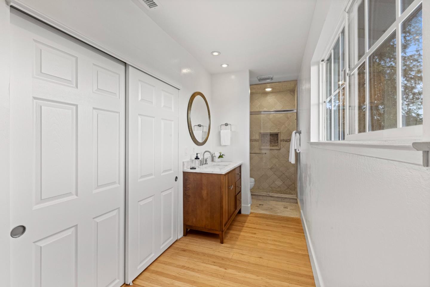 Detail Gallery Image 44 of 84 For 1688 Grizilo Dr, San Jose,  CA 95124 - 5 Beds | 2/1 Baths