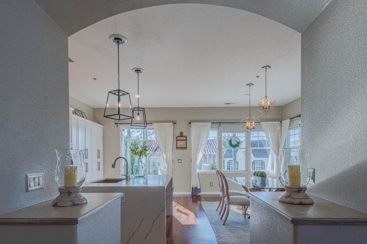 Detail Gallery Image 11 of 54 For 1119 First St, San Juan Bautista,  CA 95045 - 4 Beds | 3 Baths