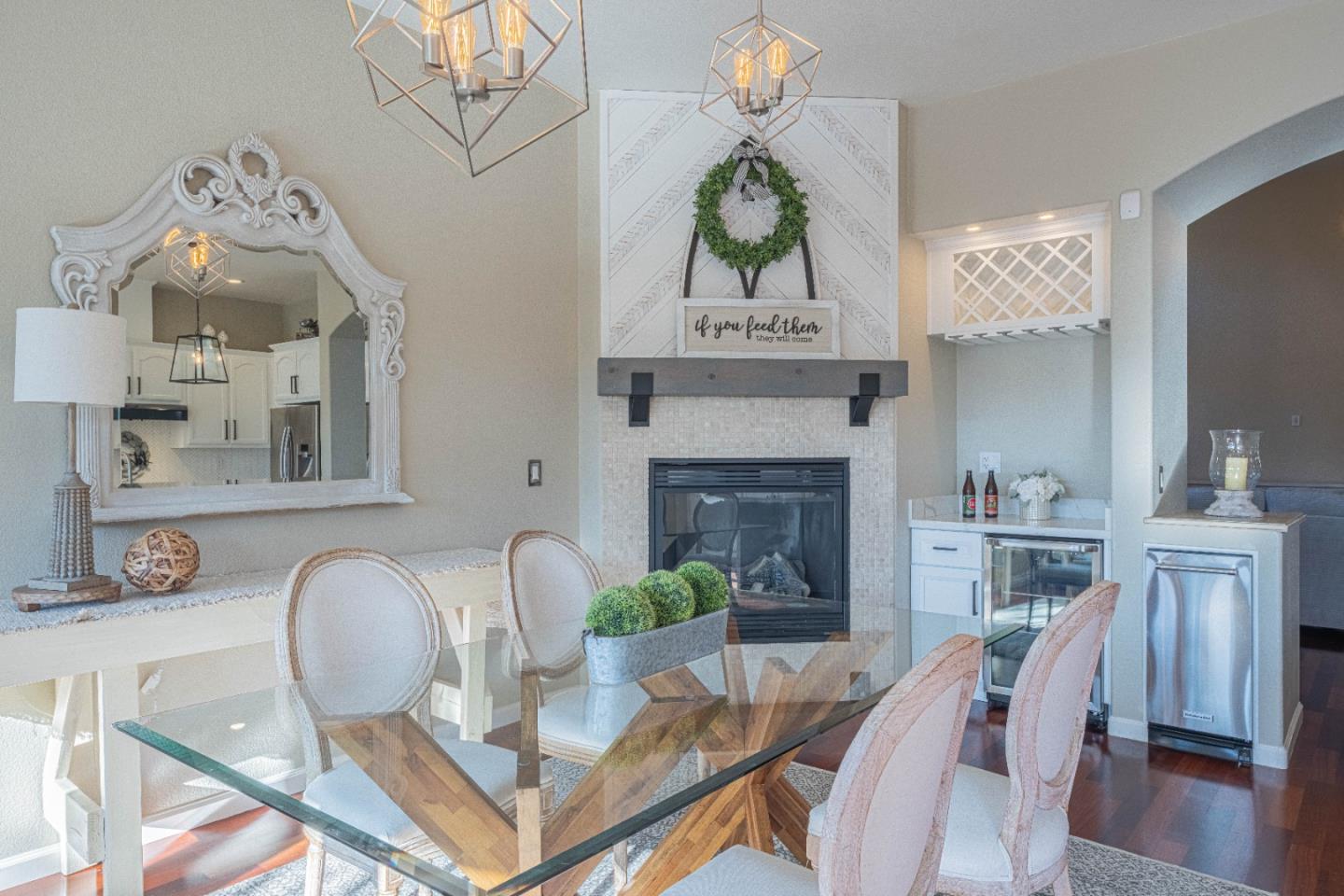 Detail Gallery Image 13 of 54 For 1119 First St, San Juan Bautista,  CA 95045 - 4 Beds | 3 Baths