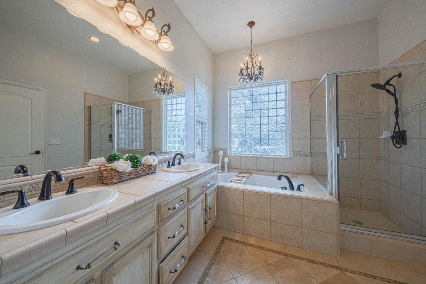 Detail Gallery Image 28 of 54 For 1119 First St, San Juan Bautista,  CA 95045 - 4 Beds | 3 Baths