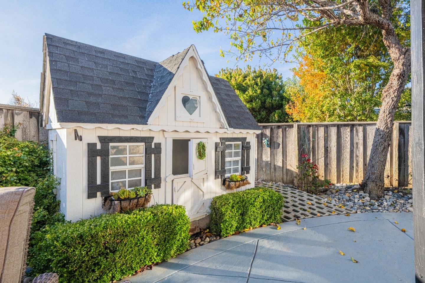 Detail Gallery Image 48 of 54 For 1119 First St, San Juan Bautista,  CA 95045 - 4 Beds | 3 Baths