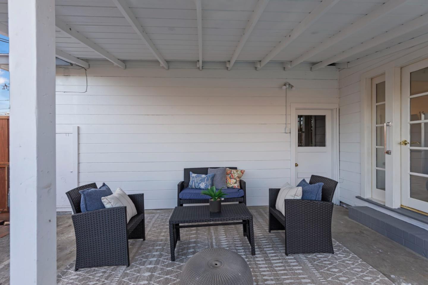 Detail Gallery Image 25 of 40 For 754 Topaz St, Redwood City,  CA 94061 - 3 Beds | 2 Baths