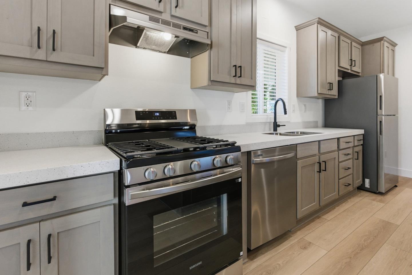 Detail Gallery Image 8 of 17 For 4300 Soquel Dr. #52,  Soquel,  CA 95073 - 2 Beds | 2 Baths