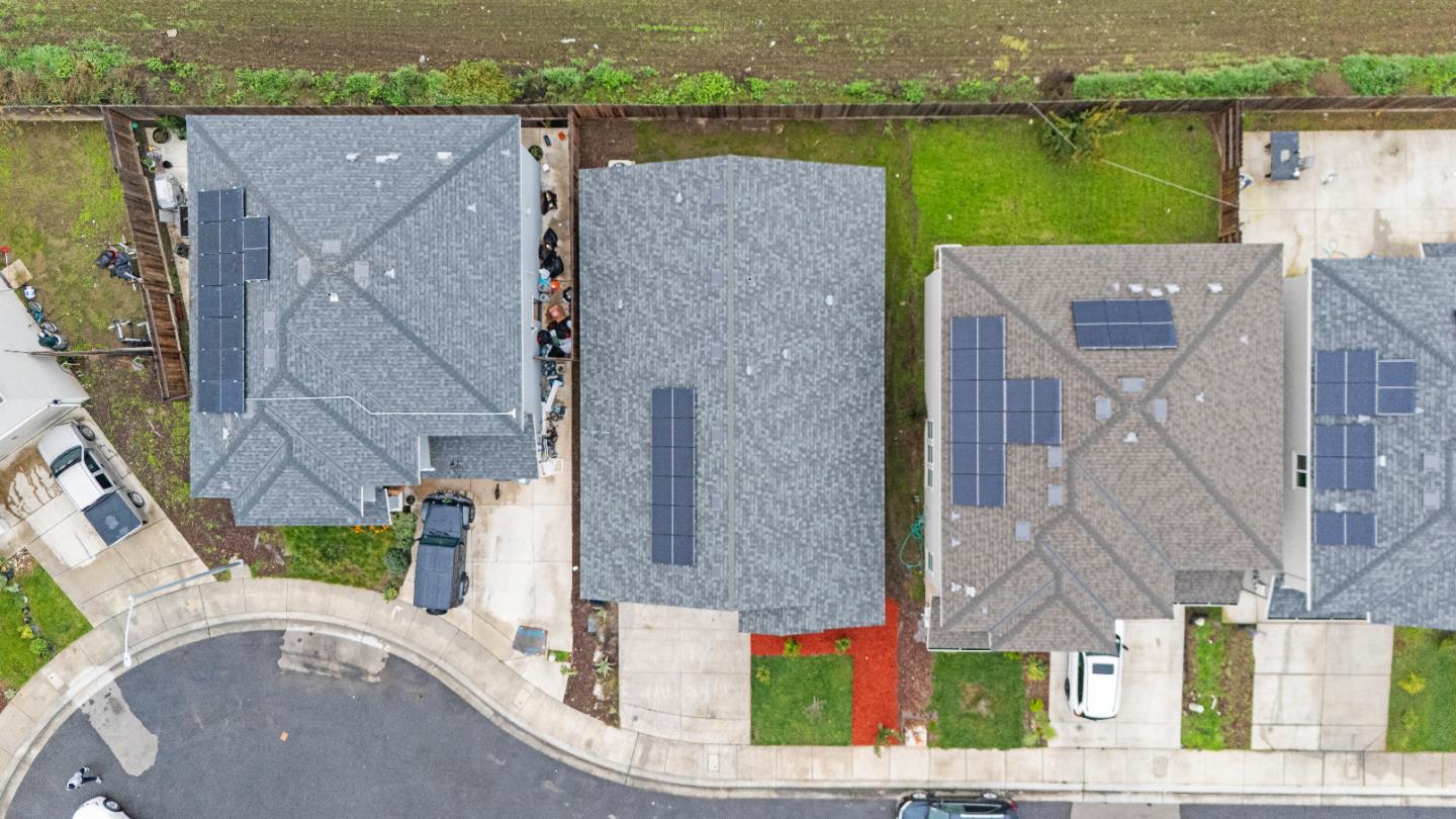 Detail Gallery Image 7 of 9 For 683 Granada Ct, Merced,  CA 95341 - 3 Beds | 2 Baths