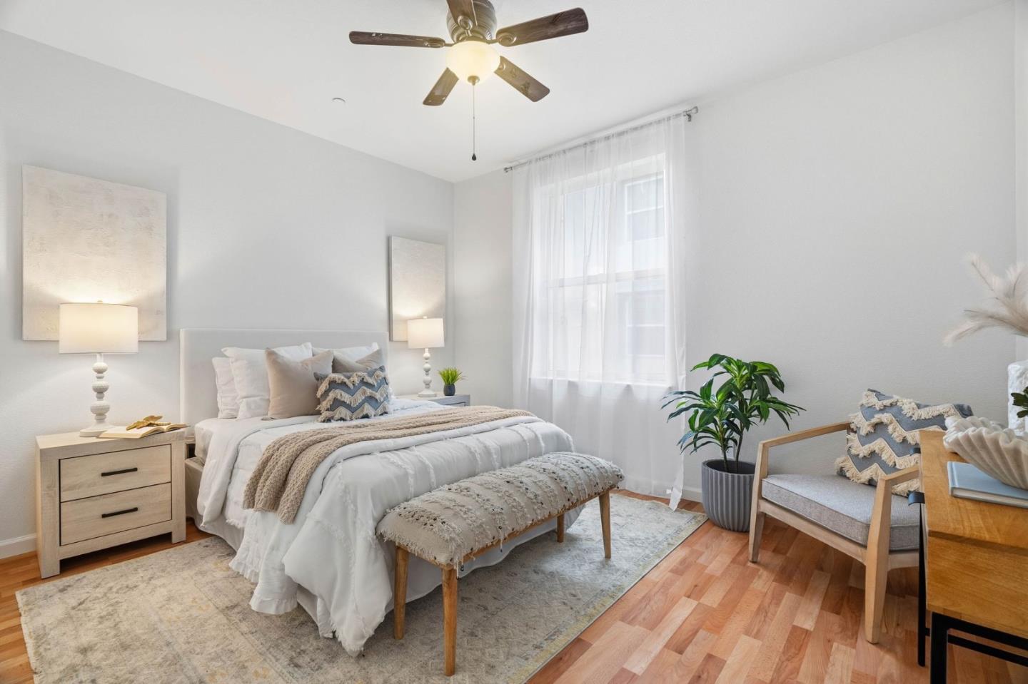 Detail Gallery Image 14 of 30 For 663 Modern Ice Dr, San Jose,  CA 95112 - 3 Beds | 2 Baths