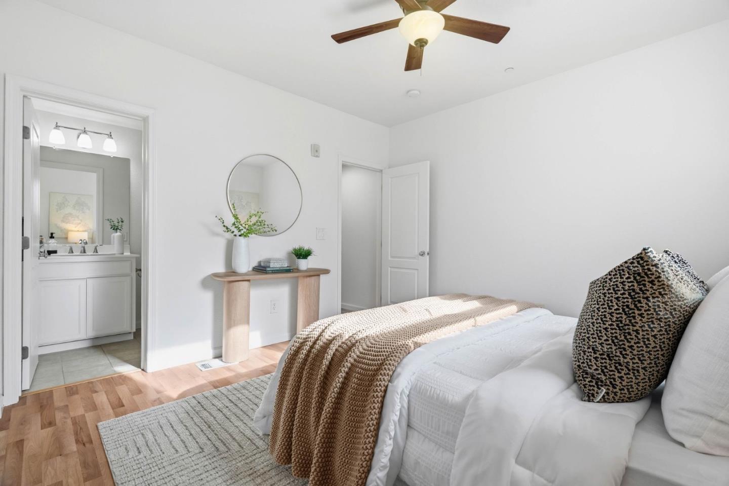 Detail Gallery Image 18 of 30 For 663 Modern Ice Dr, San Jose,  CA 95112 - 3 Beds | 2 Baths