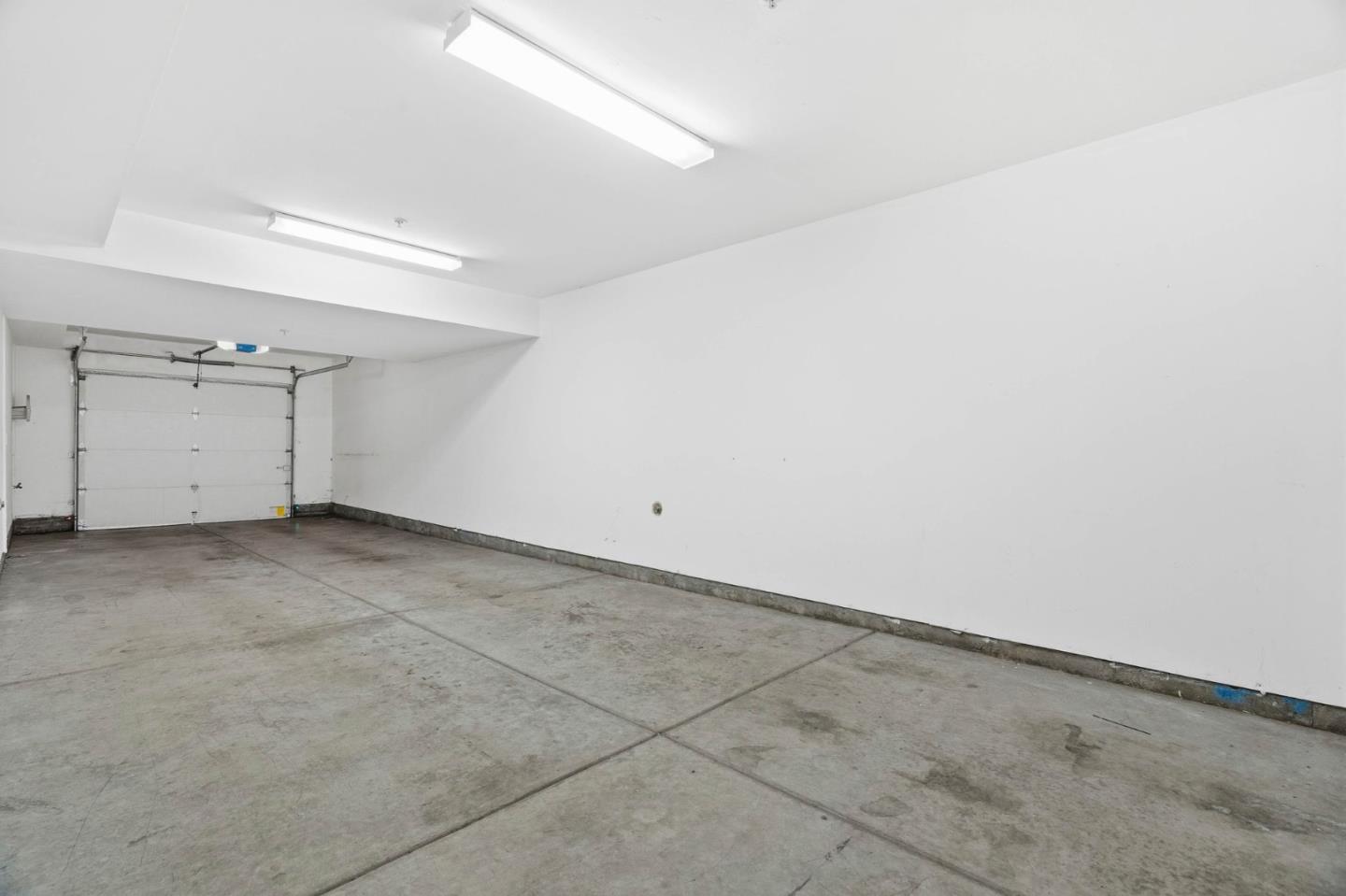 Detail Gallery Image 22 of 30 For 663 Modern Ice Dr, San Jose,  CA 95112 - 3 Beds | 2 Baths