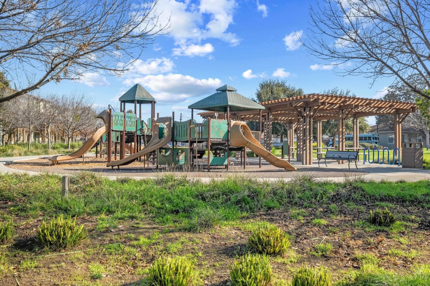 Detail Gallery Image 25 of 30 For 663 Modern Ice Dr, San Jose,  CA 95112 - 3 Beds | 2 Baths