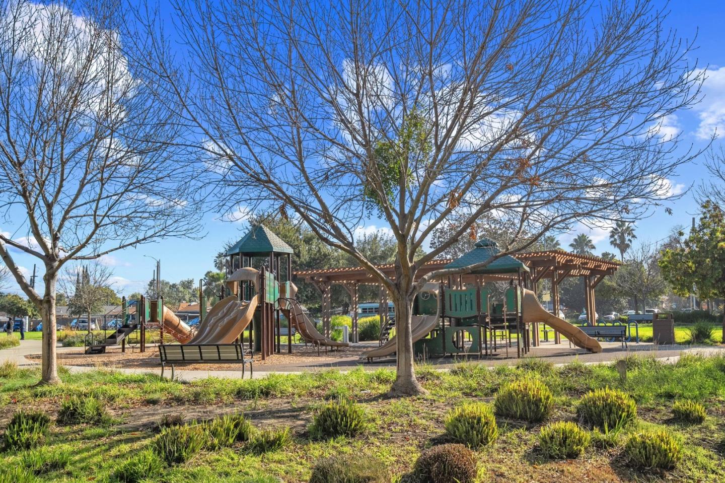 Detail Gallery Image 26 of 30 For 663 Modern Ice Dr, San Jose,  CA 95112 - 3 Beds | 2 Baths