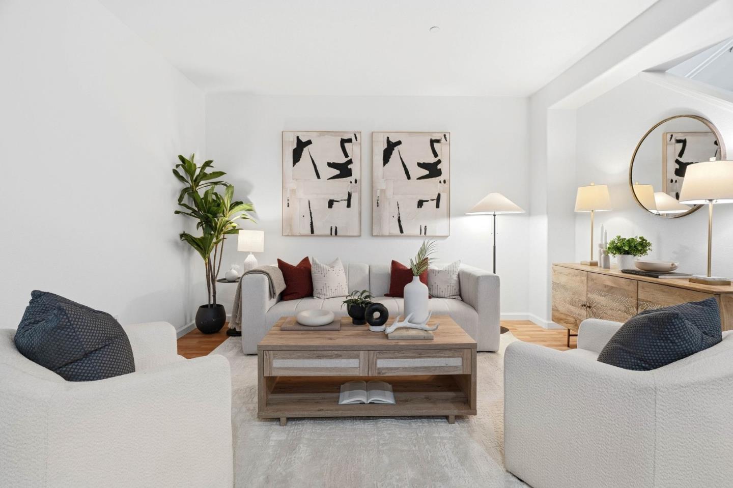 Detail Gallery Image 4 of 30 For 663 Modern Ice Dr, San Jose,  CA 95112 - 3 Beds | 2 Baths