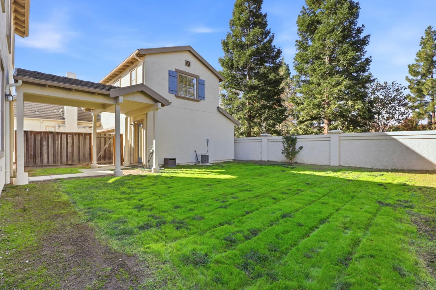 Detail Gallery Image 18 of 27 For 1955 Domaine Dr, Morgan Hill,  CA 95037 - 4 Beds | 3/1 Baths