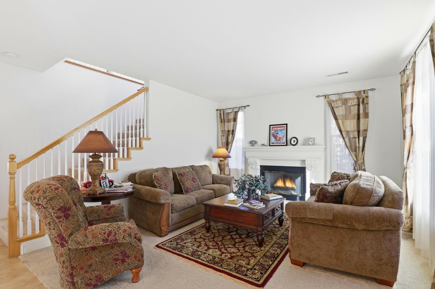 Detail Gallery Image 4 of 27 For 1955 Domaine Dr, Morgan Hill,  CA 95037 - 4 Beds | 3/1 Baths