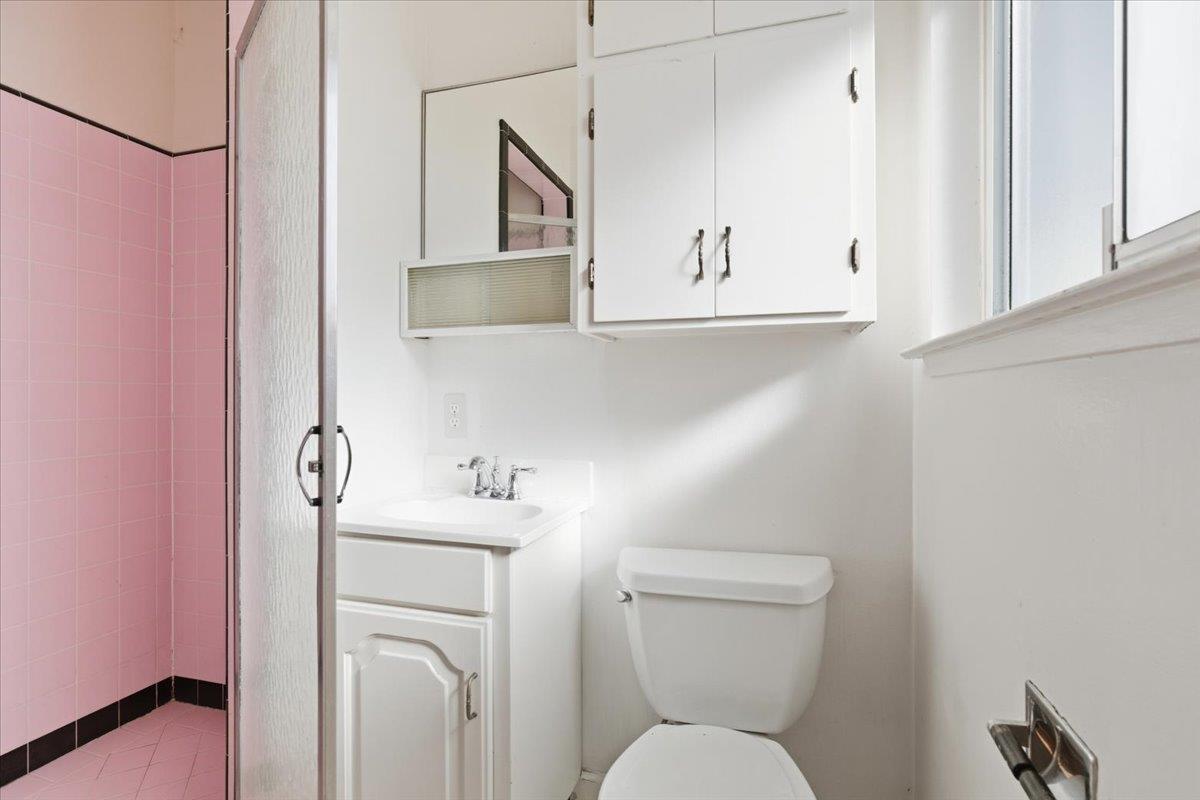 Detail Gallery Image 17 of 61 For 236 S Claremont Ave, San Jose,  CA 95127 - 3 Beds | 2 Baths