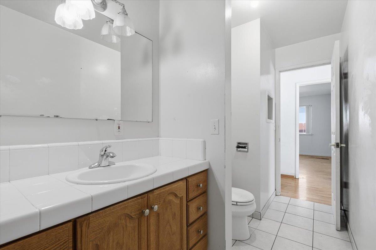 Detail Gallery Image 19 of 61 For 236 S Claremont Ave, San Jose,  CA 95127 - 3 Beds | 2 Baths