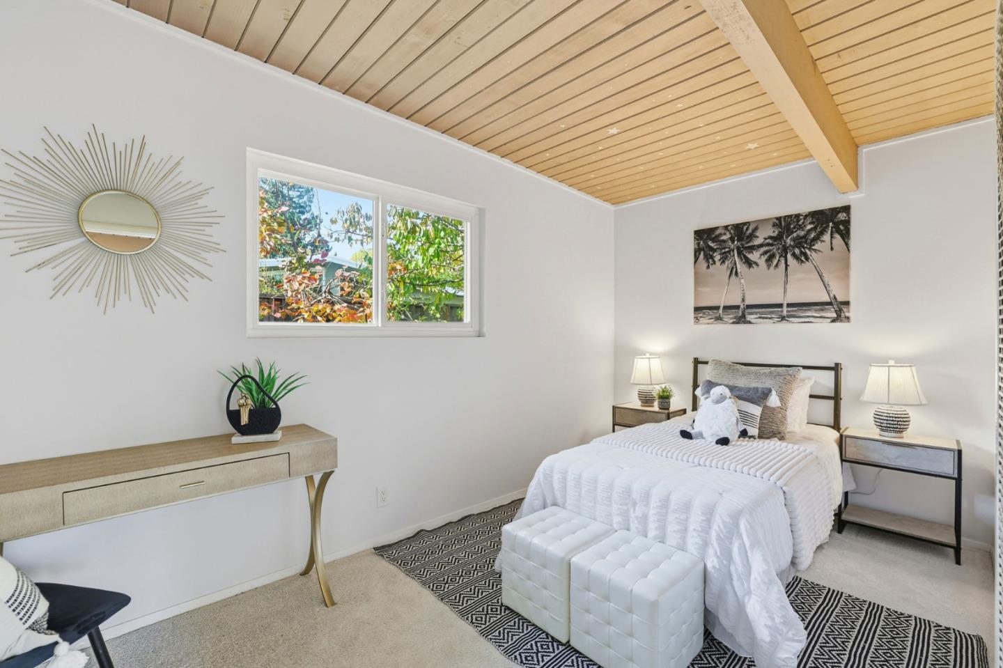 Detail Gallery Image 17 of 33 For 3839 Ross Rd, Palo Alto,  CA 94303 - 3 Beds | 2 Baths