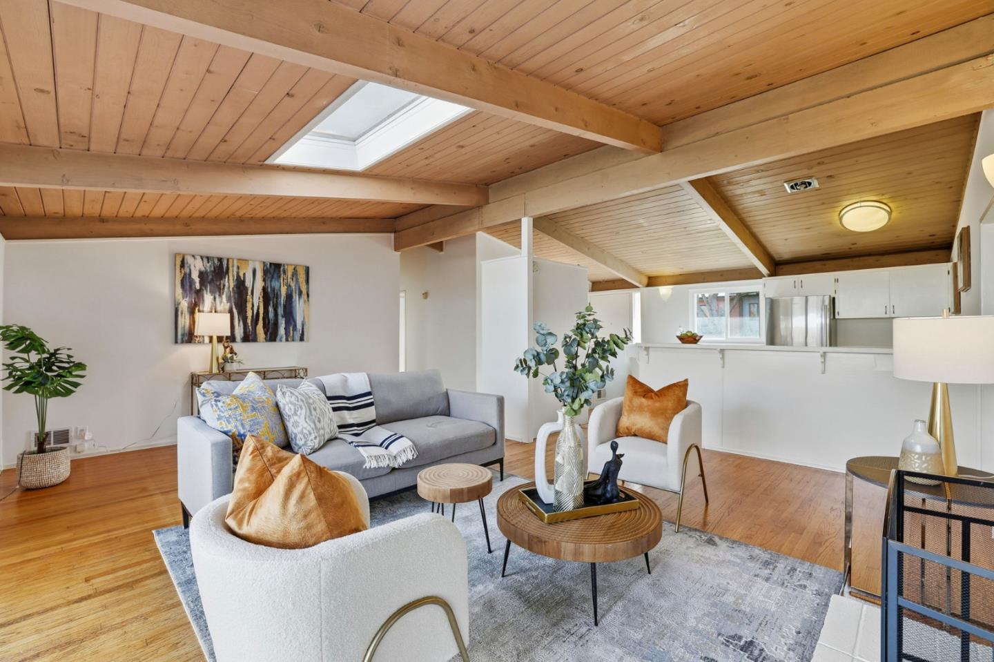 Detail Gallery Image 4 of 33 For 3839 Ross Rd, Palo Alto,  CA 94303 - 3 Beds | 2 Baths