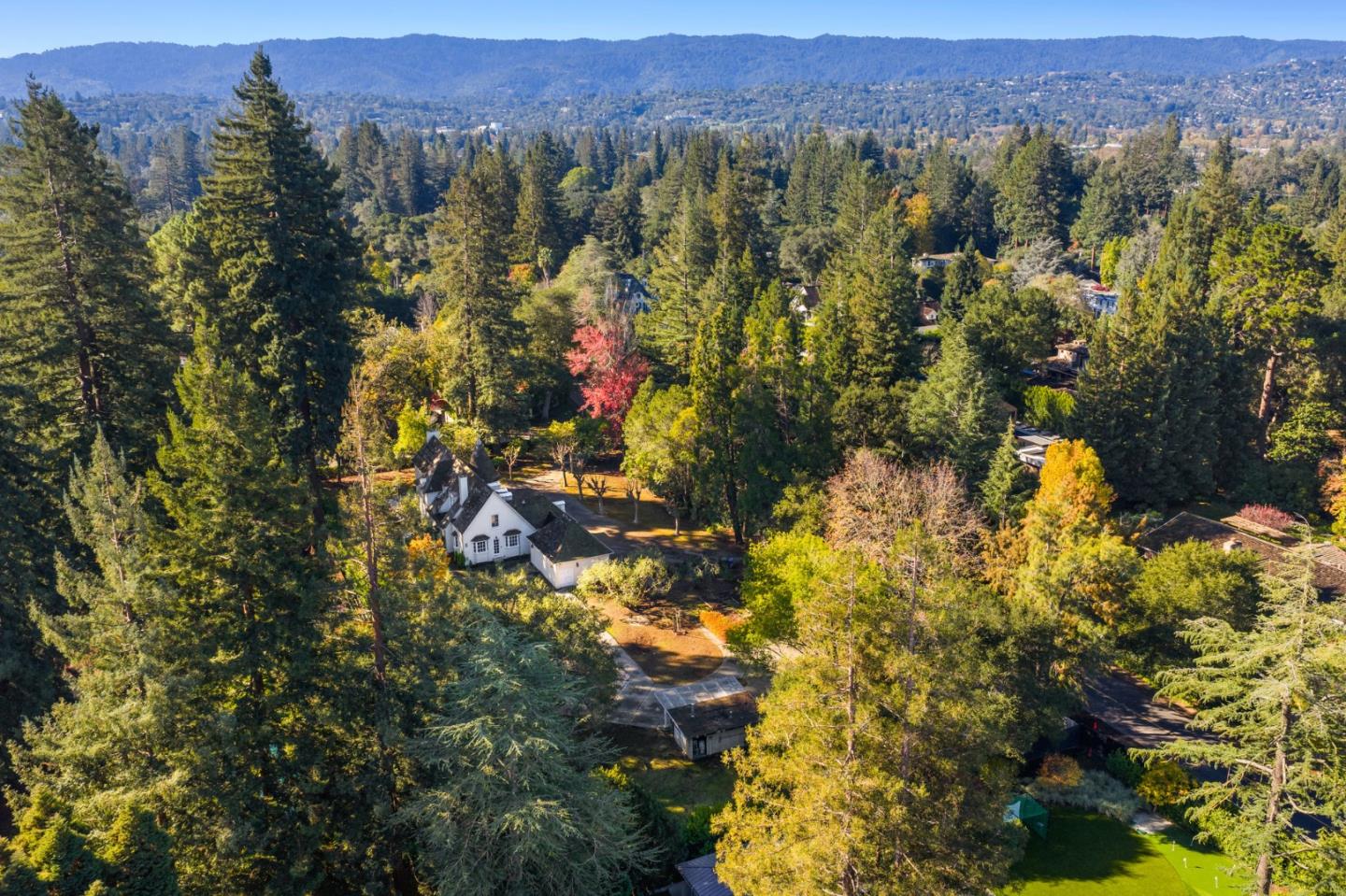 Detail Gallery Image 18 of 21 For 123 Stockbridge Ave, Atherton,  CA 94027 - 4 Beds | 4 Baths