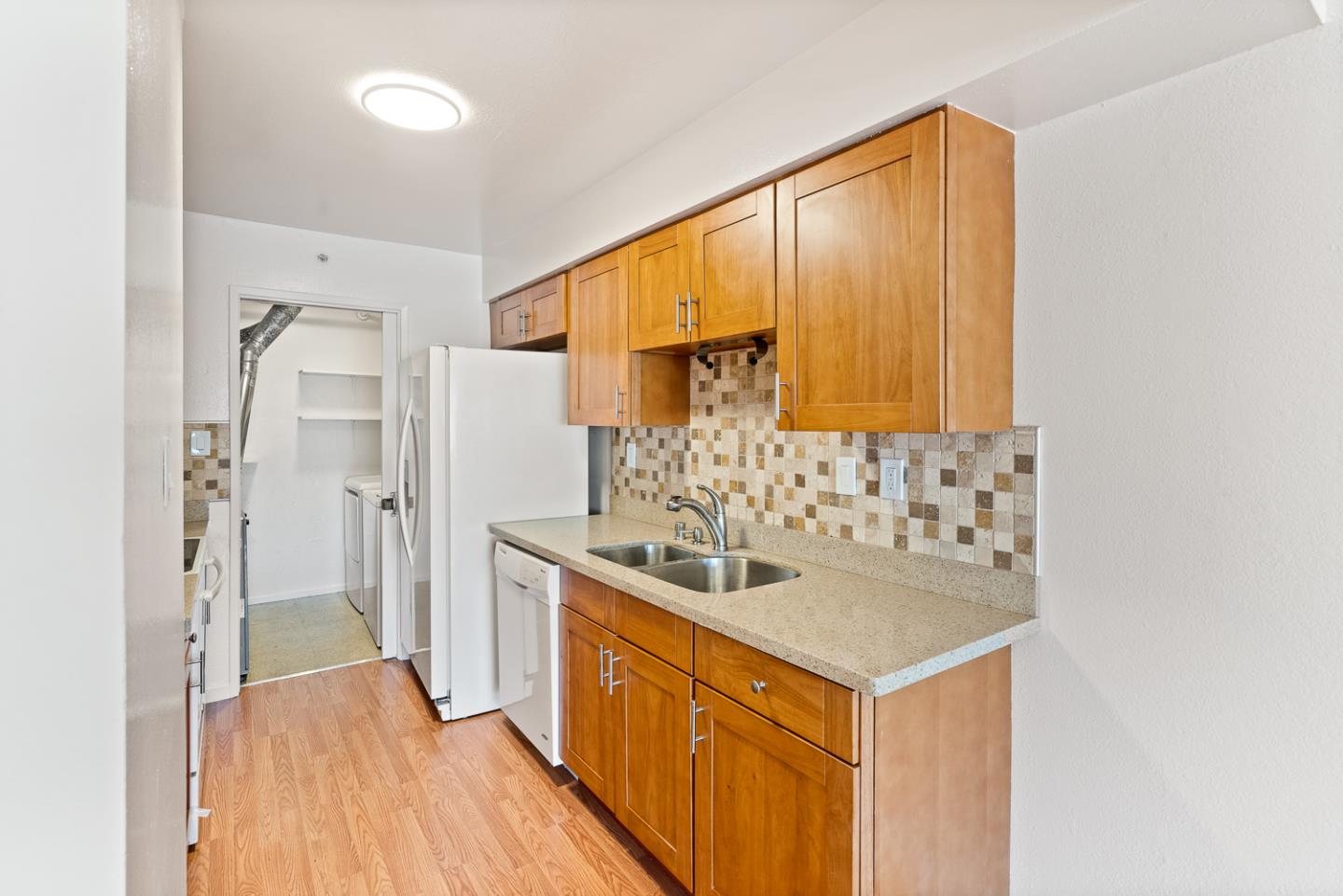 Detail Gallery Image 5 of 28 For 2419 Rowntree Way, South San Francisco,  CA 94080 - 2 Beds | 1 Baths