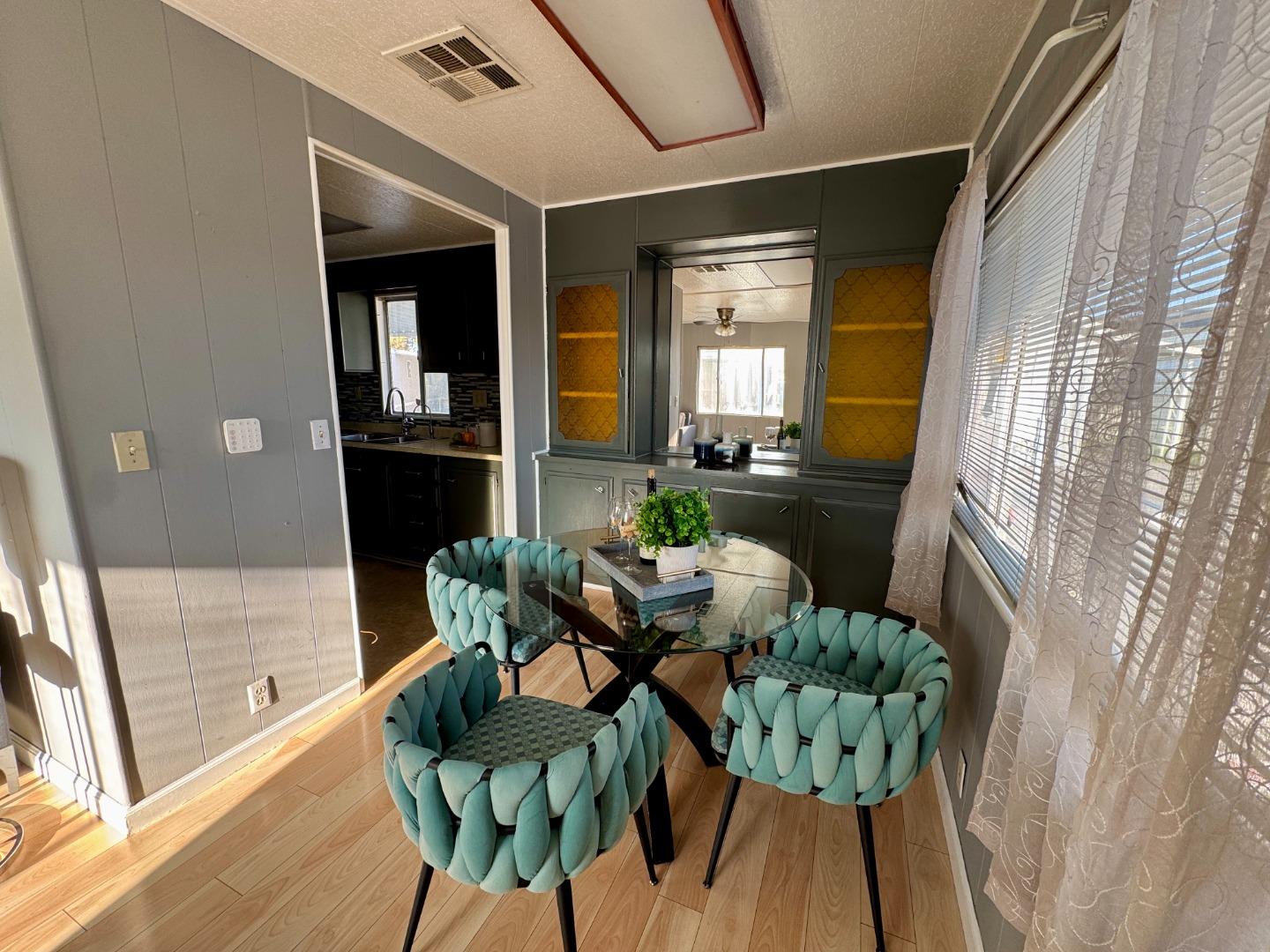 Detail Gallery Image 5 of 12 For 411 Lewis Rd #256,  San Jose,  CA 95111 - 2 Beds | 2 Baths